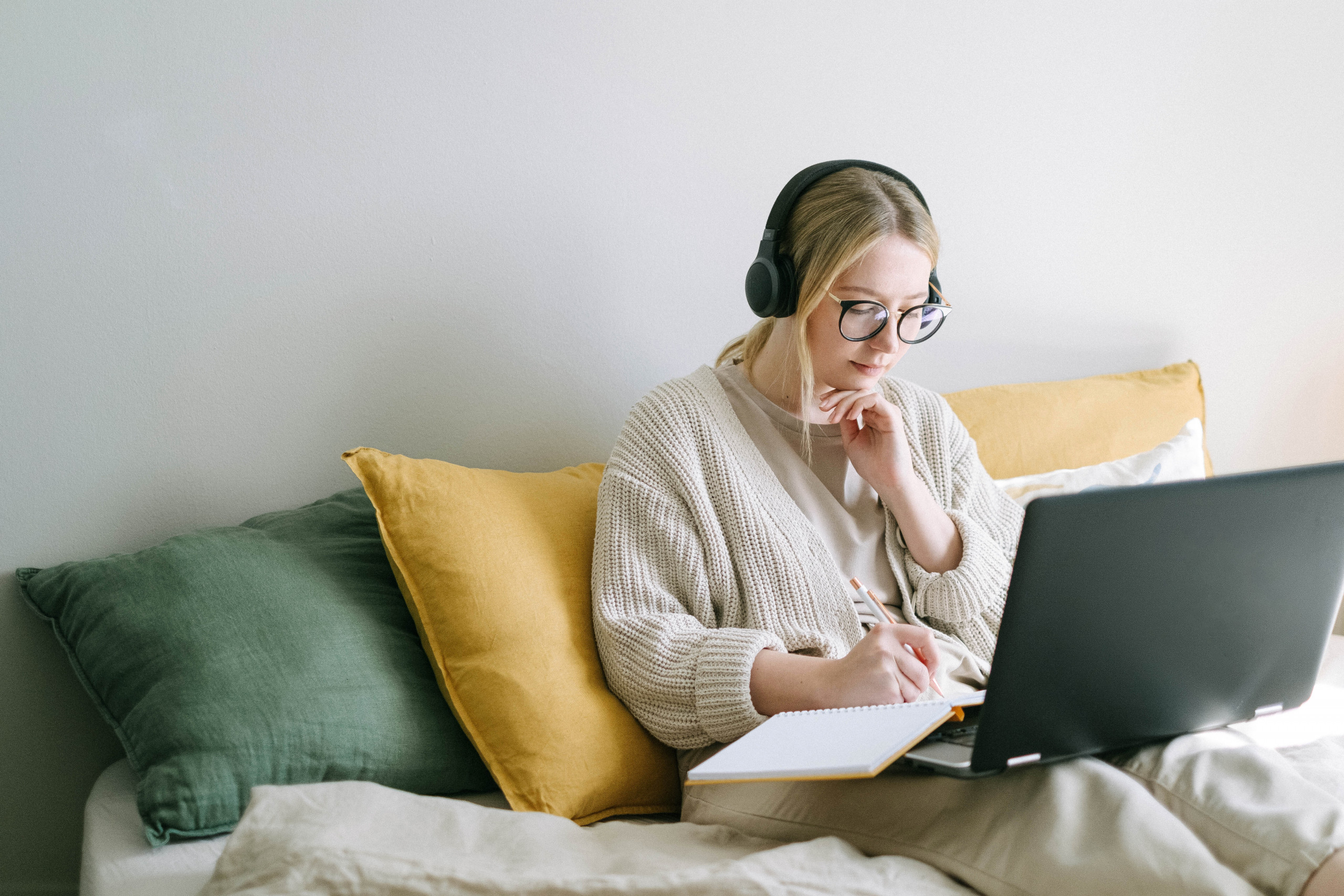 woman with computer