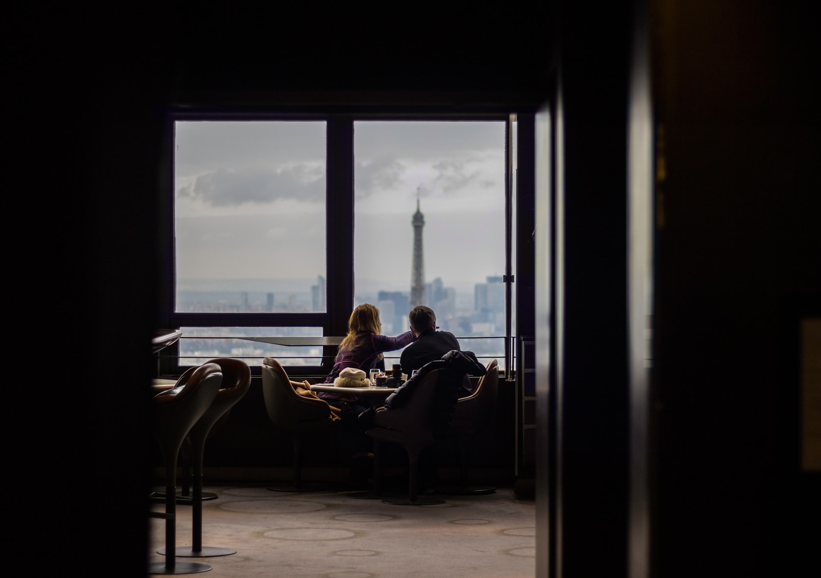 couple sitting while eating